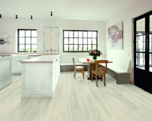TORLYS Avenue Laminate in Newlands Oak